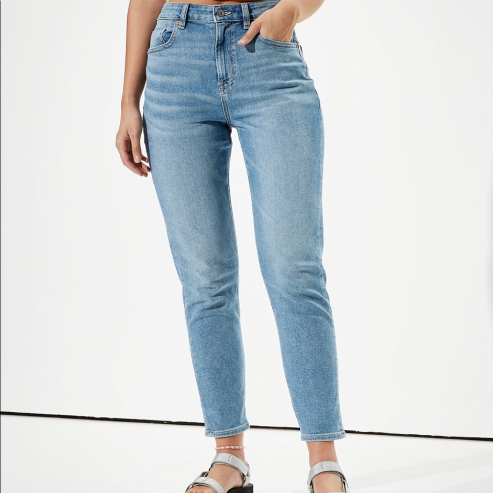 AE Stretch Mom Jeans Size 8